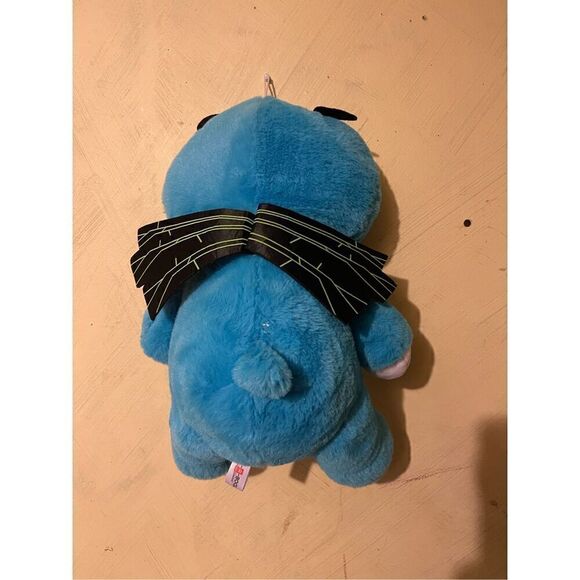 Carowinds 15” Peek a Boo Fury Hornet 325 plush - Picture 4 of 6